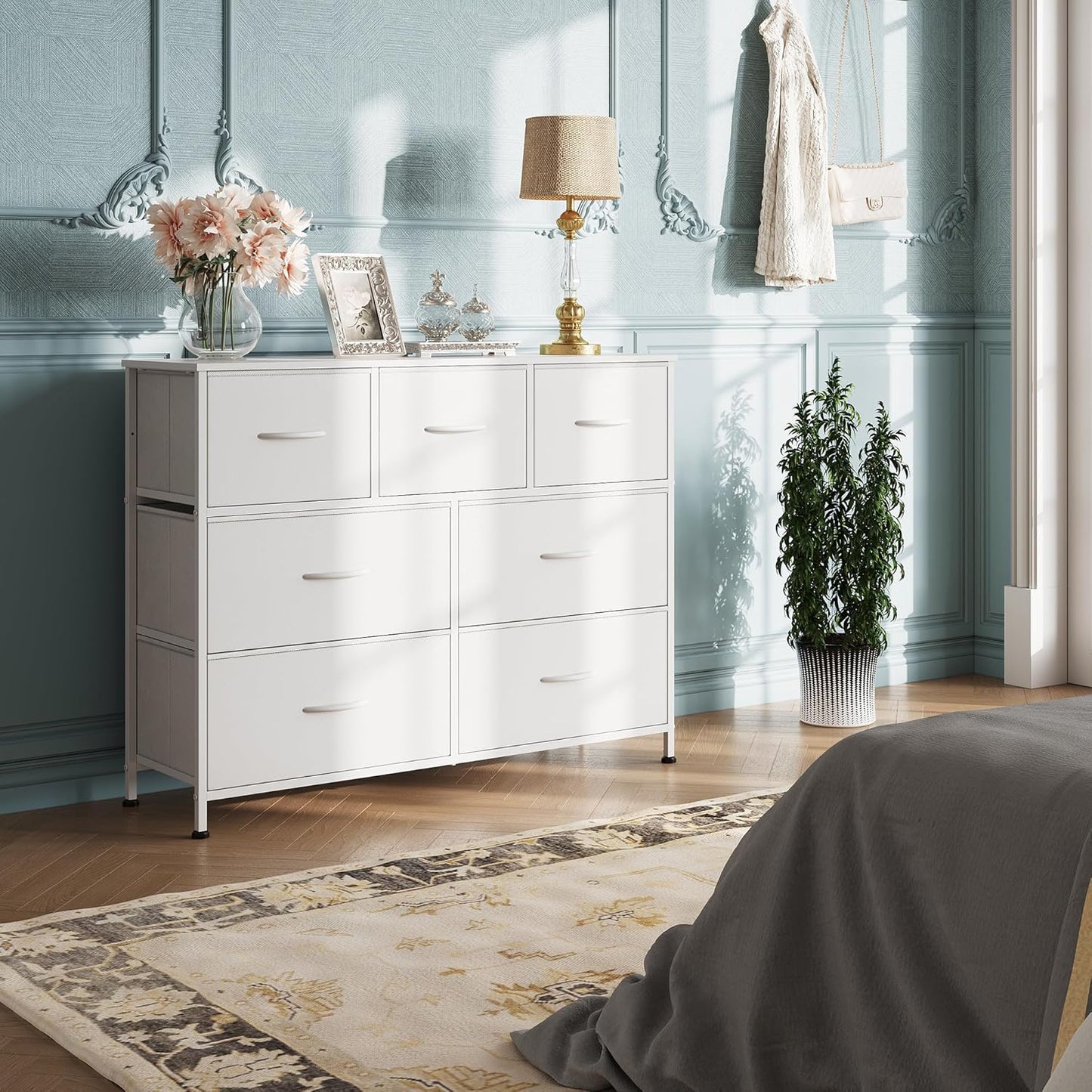 Everwood Signature Elara – Bedroom Dresser, Closet Organizer & Tv Stand